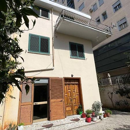 ShkodërDaniela Aparmentアパートメント エクステリア 写真