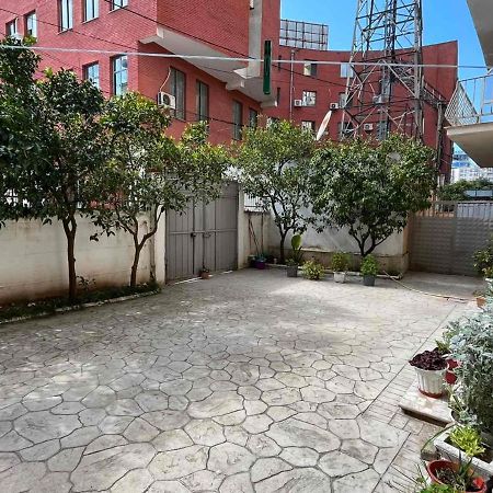 ShkodërDaniela Aparmentアパートメント エクステリア 写真